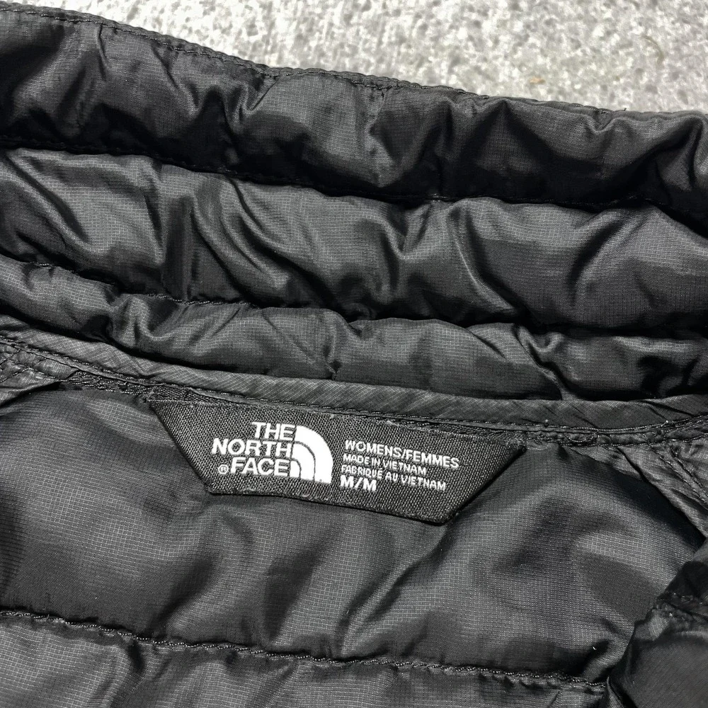 The North Face Jacket Womens‎ Medium Black 700 Down Puffer Full Zip *Flaws*